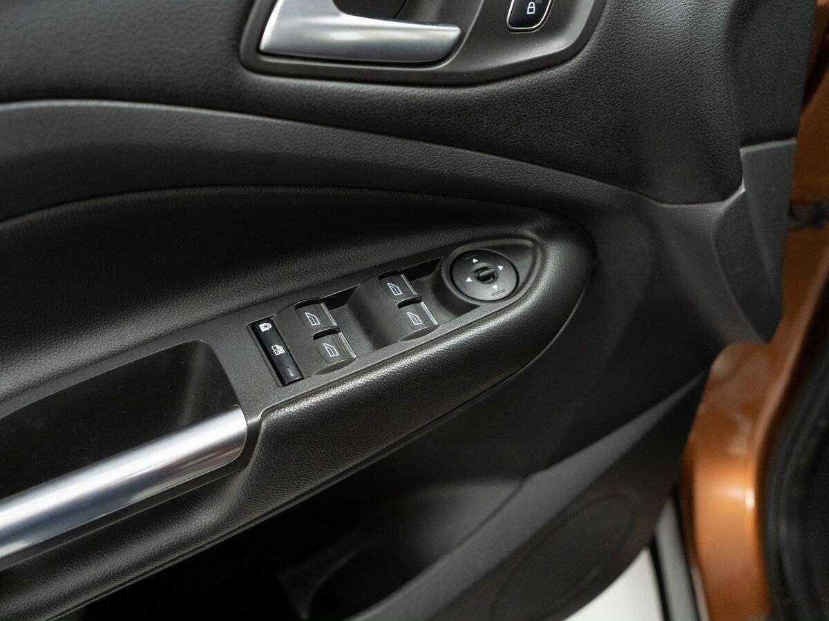 Форд Куга б/у, 2017, Автоматическая. Фото: #12