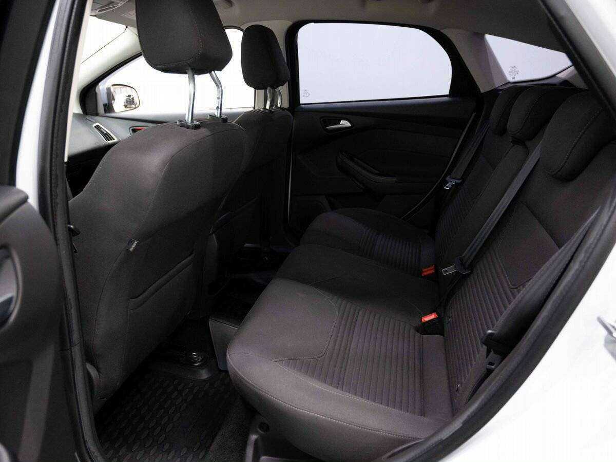 Форд Фокус б/у, 2016, Автоматическая. Фото: #8