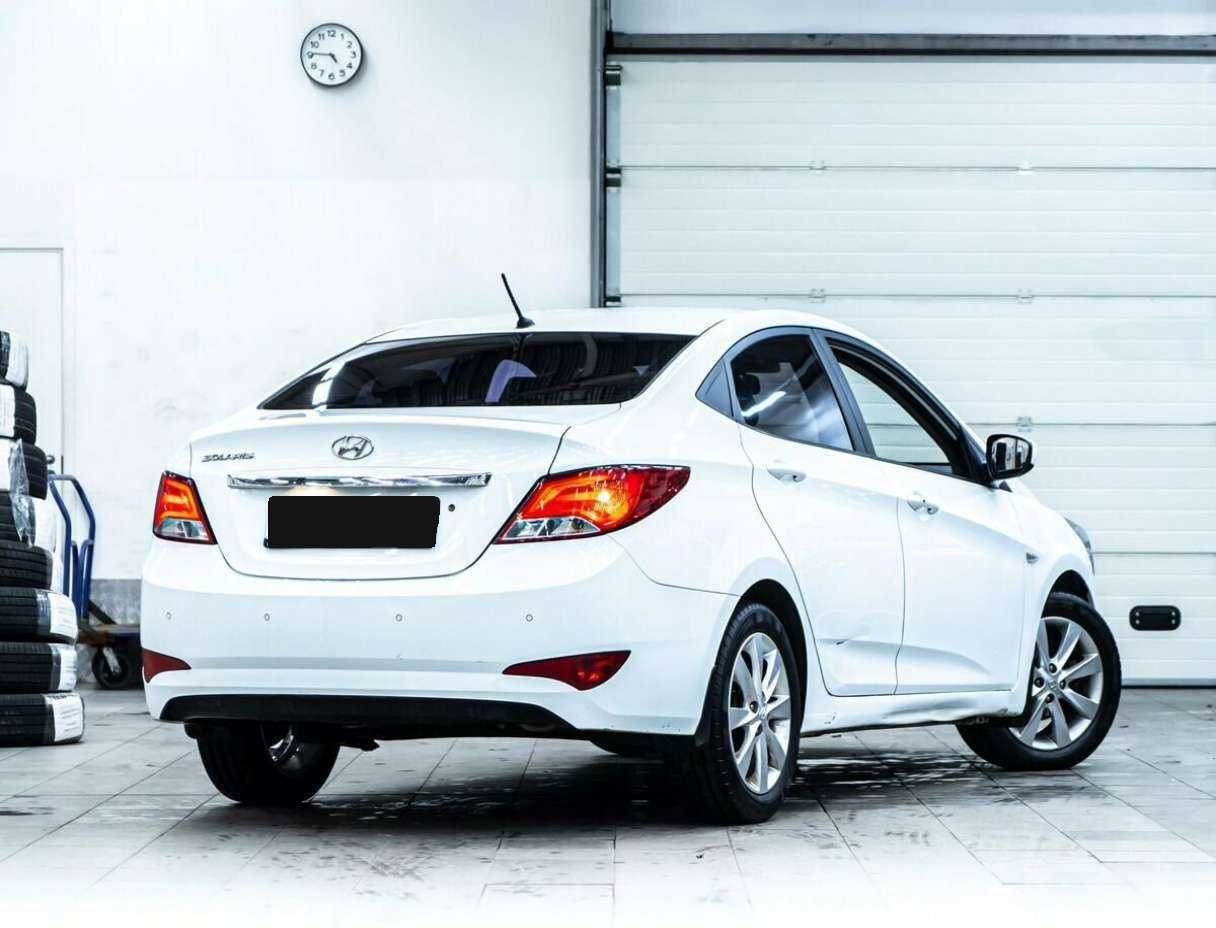 Хендай Солярис б/у, 2015, Автоматическая. Фото: #2