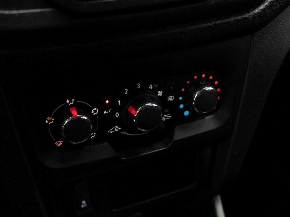 Лада (ВАЗ) ИКСРЭЙ б/у, 2017, Механическая. Фото: #9