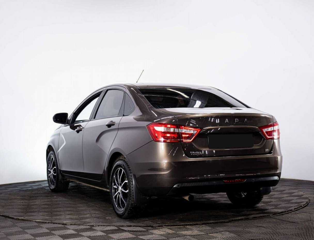 Лада (ВАЗ) Веста б/у, 2018, Механическая. Фото: #3