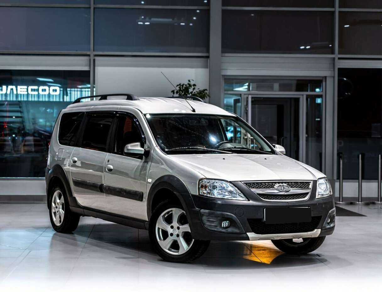 Лада (ВАЗ) Ларгус б/у, 2018, Механическая. Фото: #1