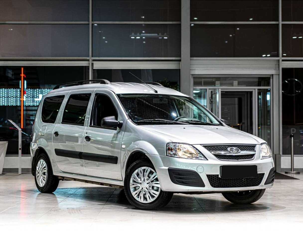 Лада (ВАЗ) Ларгус б/у, 2018, Механическая. Фото: #1