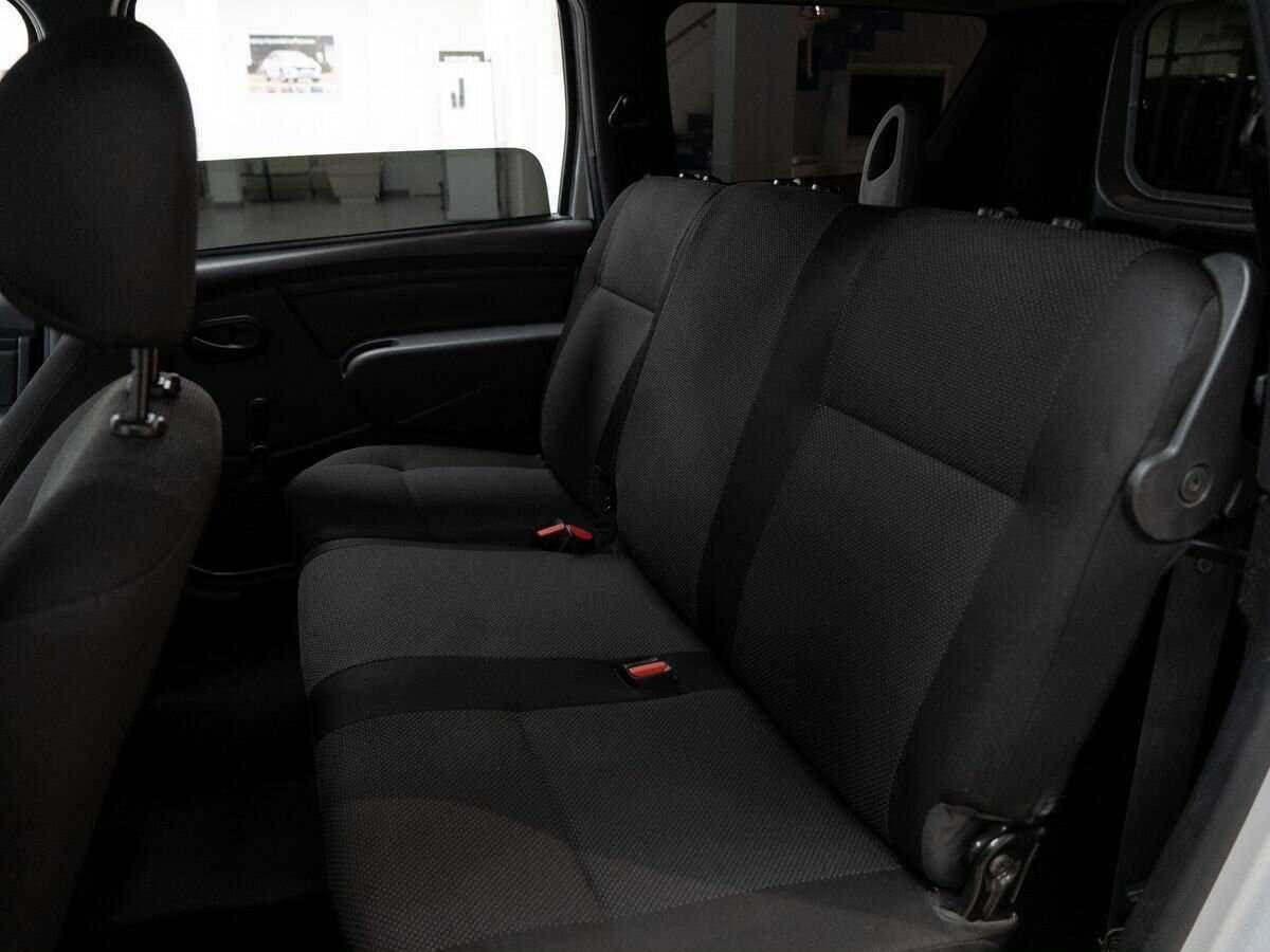 Лада (ВАЗ) Ларгус б/у, 2018, Механическая. Фото: #6