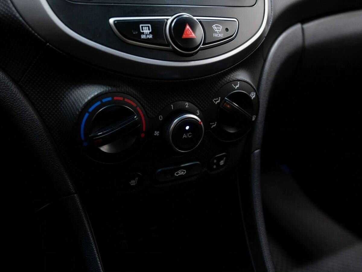 Хендай Солярис б/у, 2015, Автоматическая. Фото: #21