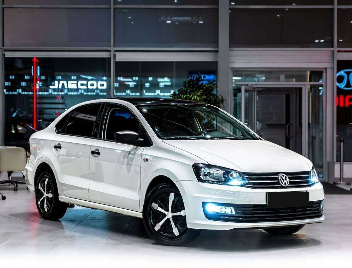 Фольксваген Поло б/у, 2017, Автоматическая. Фото: #1