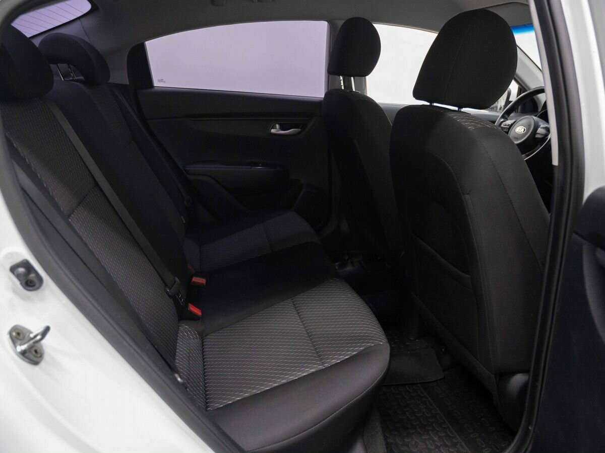 Киа Рио б/у, 2018, Механическая. Фото: #9