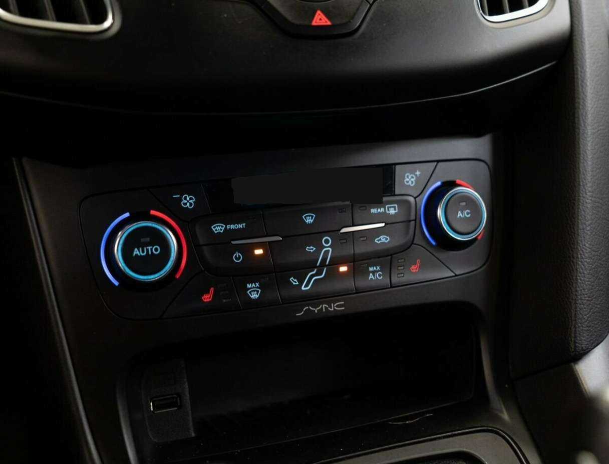 Форд Фокус б/у, 2017, Роботизированная. Фото: #12