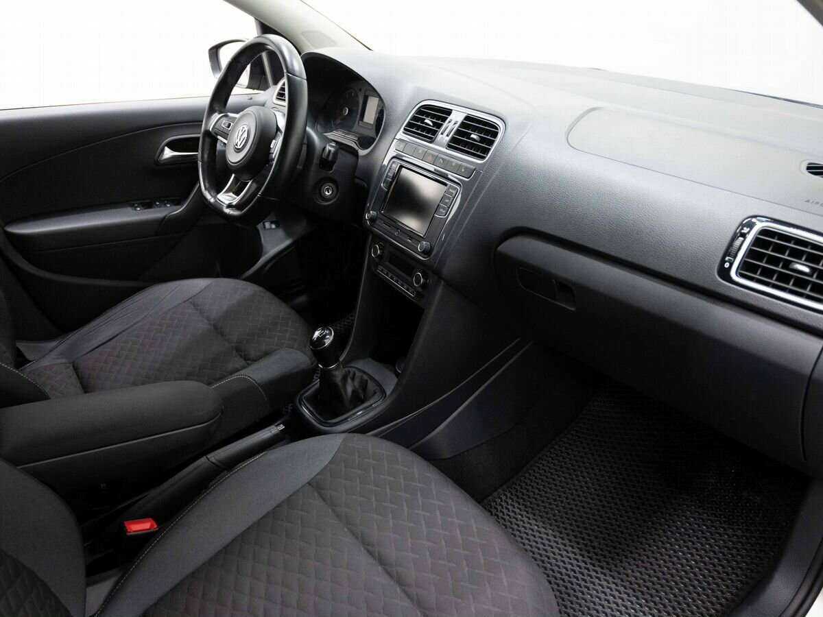 Фольксваген Поло б/у, 2018, Механическая. Фото: #10