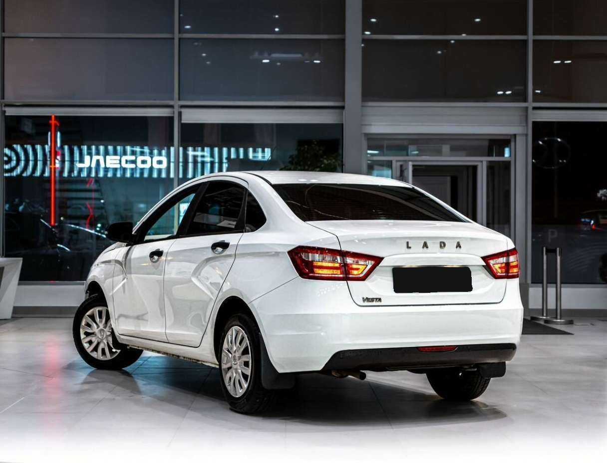 Лада (ВАЗ) Веста б/у, 2021, Механическая. Фото: #3