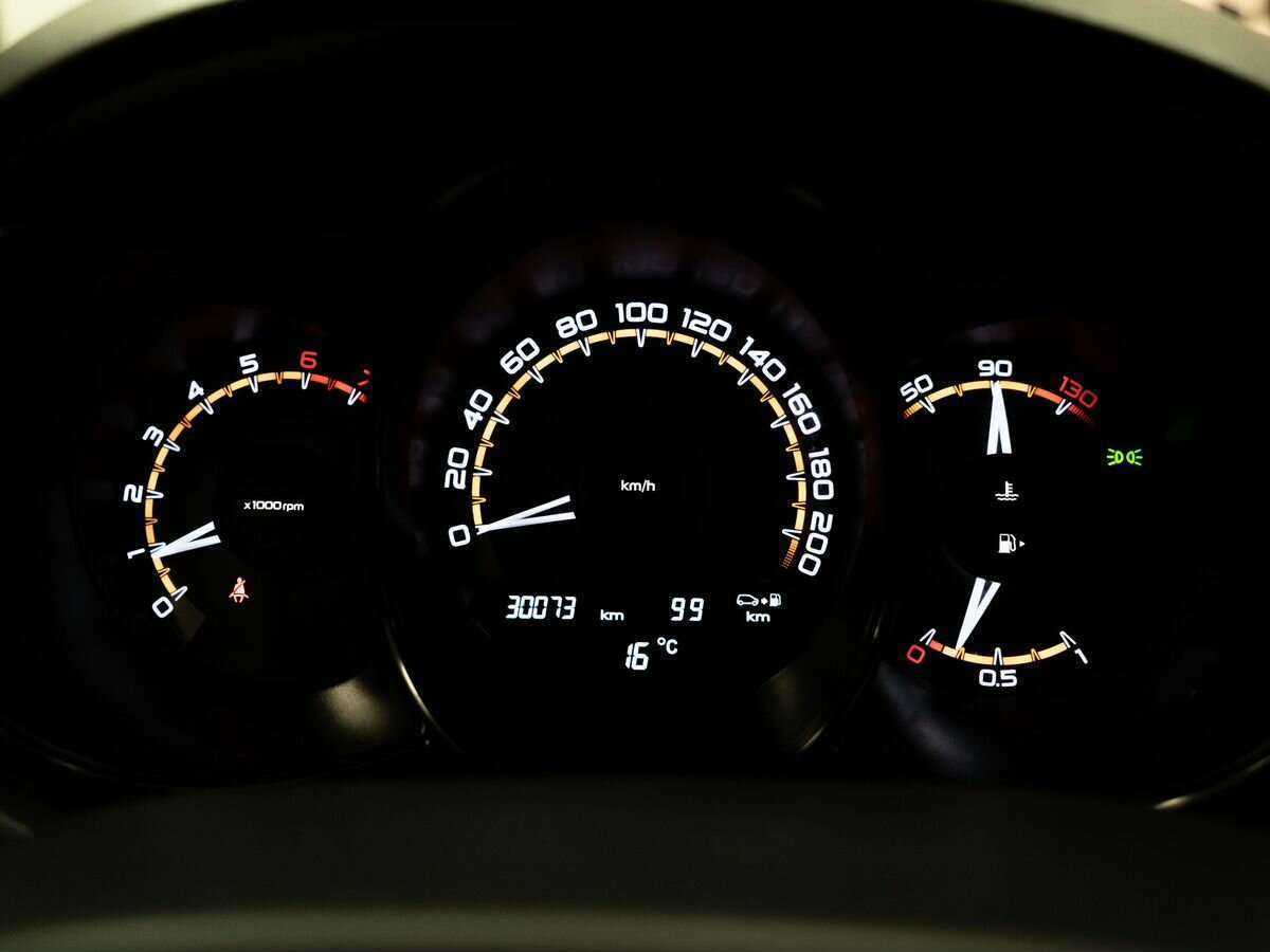 Лада (ВАЗ) Веста б/у, 2021, Механическая. Фото: #11