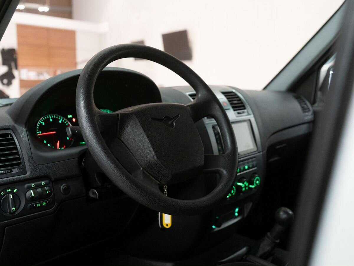 УАЗ Патриот б/у, 2015, Механическая. Фото: #4