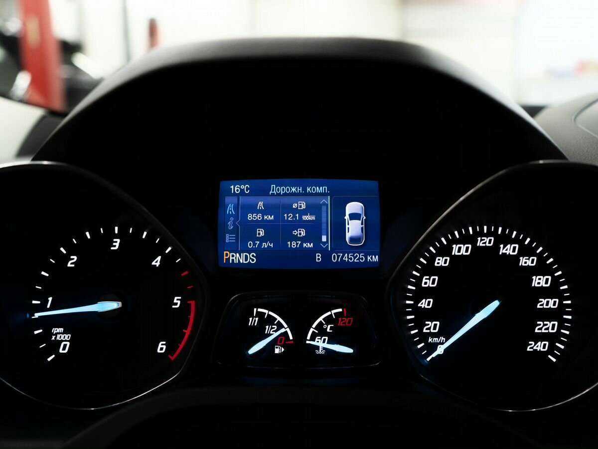 Форд Куга б/у, 2013, Роботизированная. Фото: #11