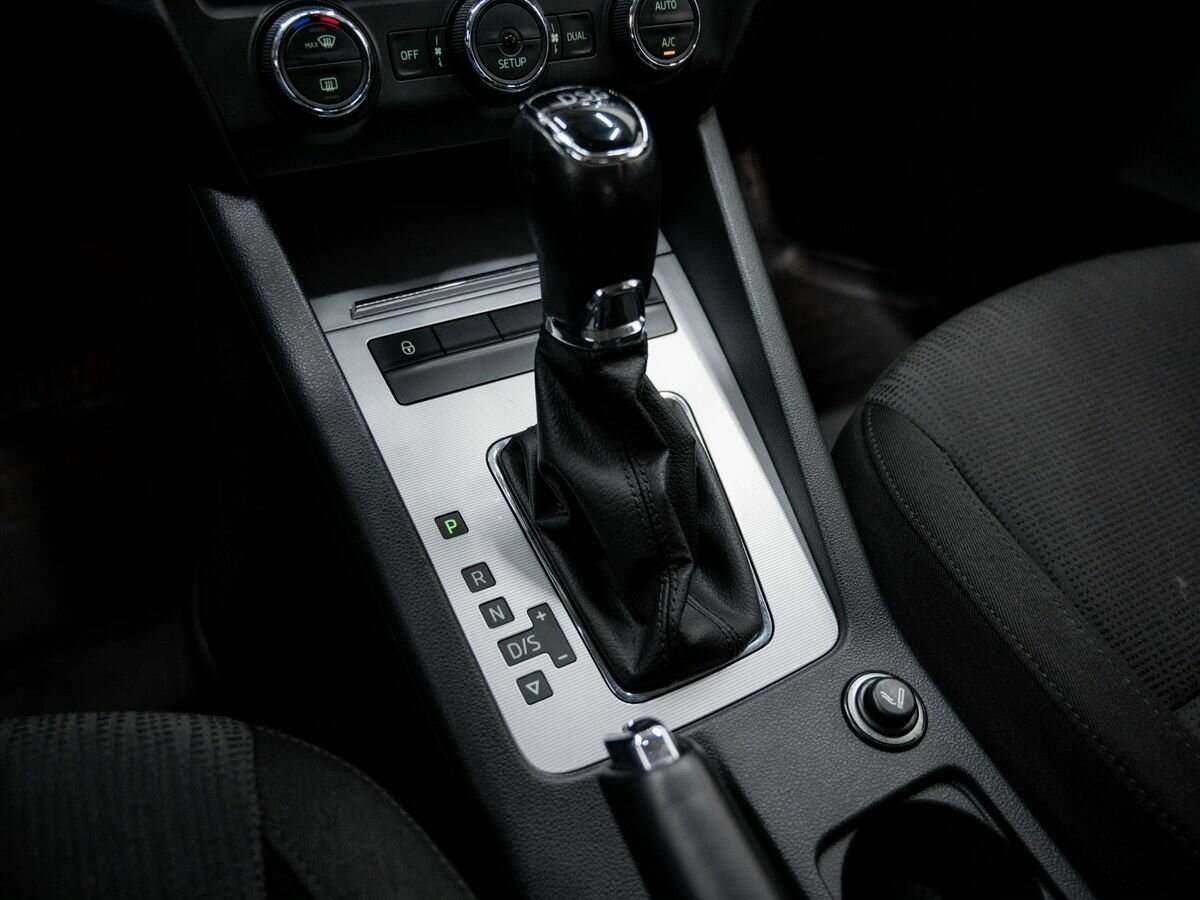 Шкода Октавия б/у, 2013, Роботизированная. Фото: #20