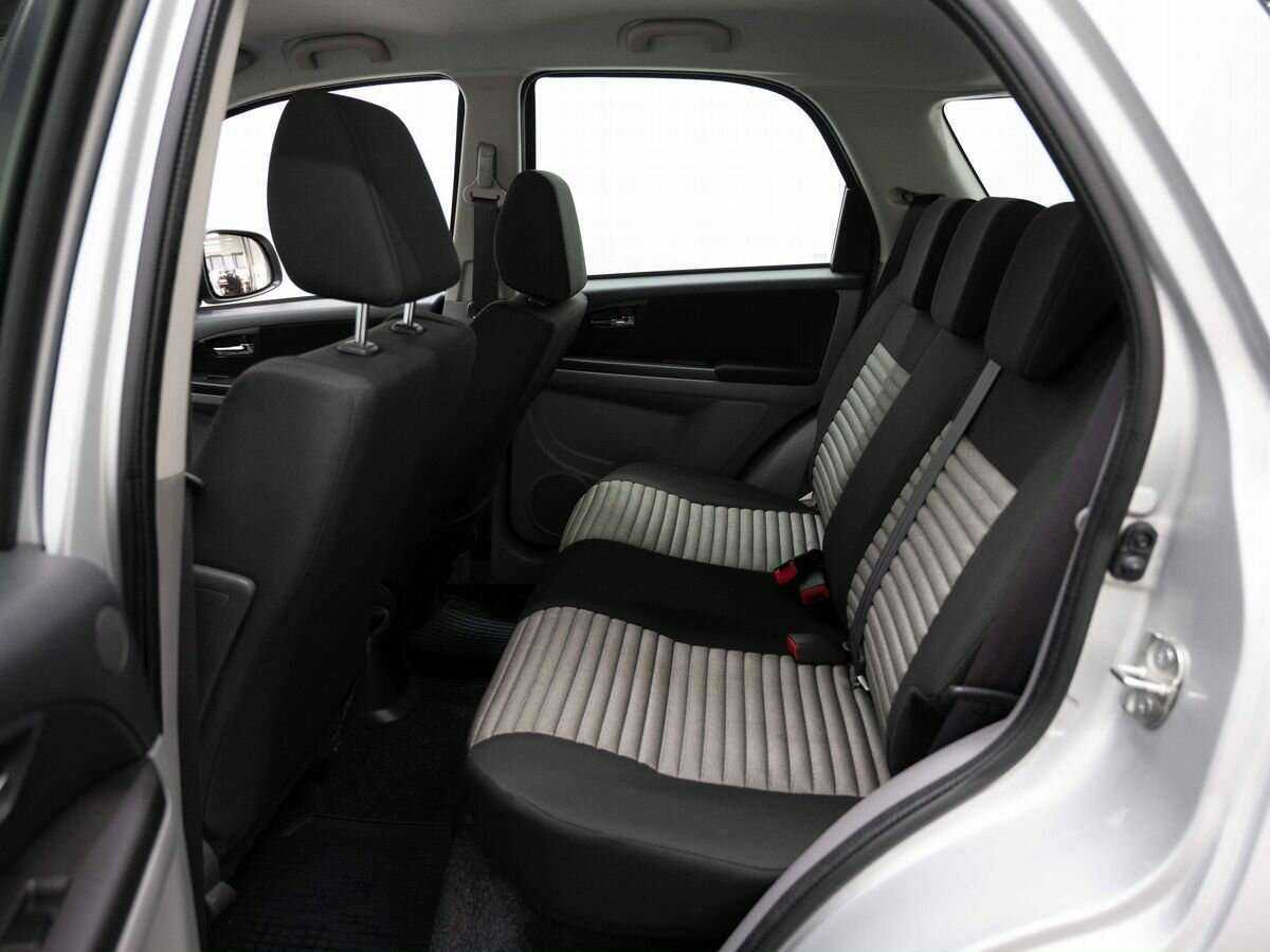 Сузуки С-Икс4 б/у, 2013, Механическая. Фото: #7