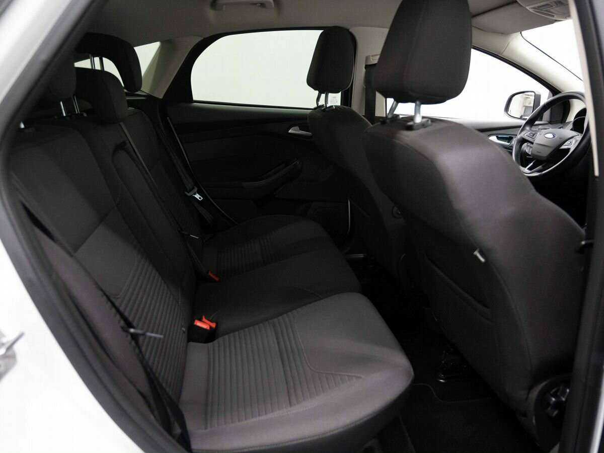 Форд Фокус б/у, 2017, Автоматическая. Фото: #7