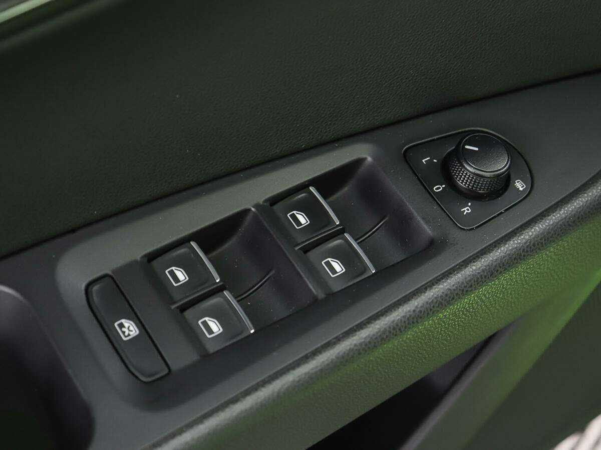 Сеат Леон б/у, 2013, Роботизированная. Фото: #11