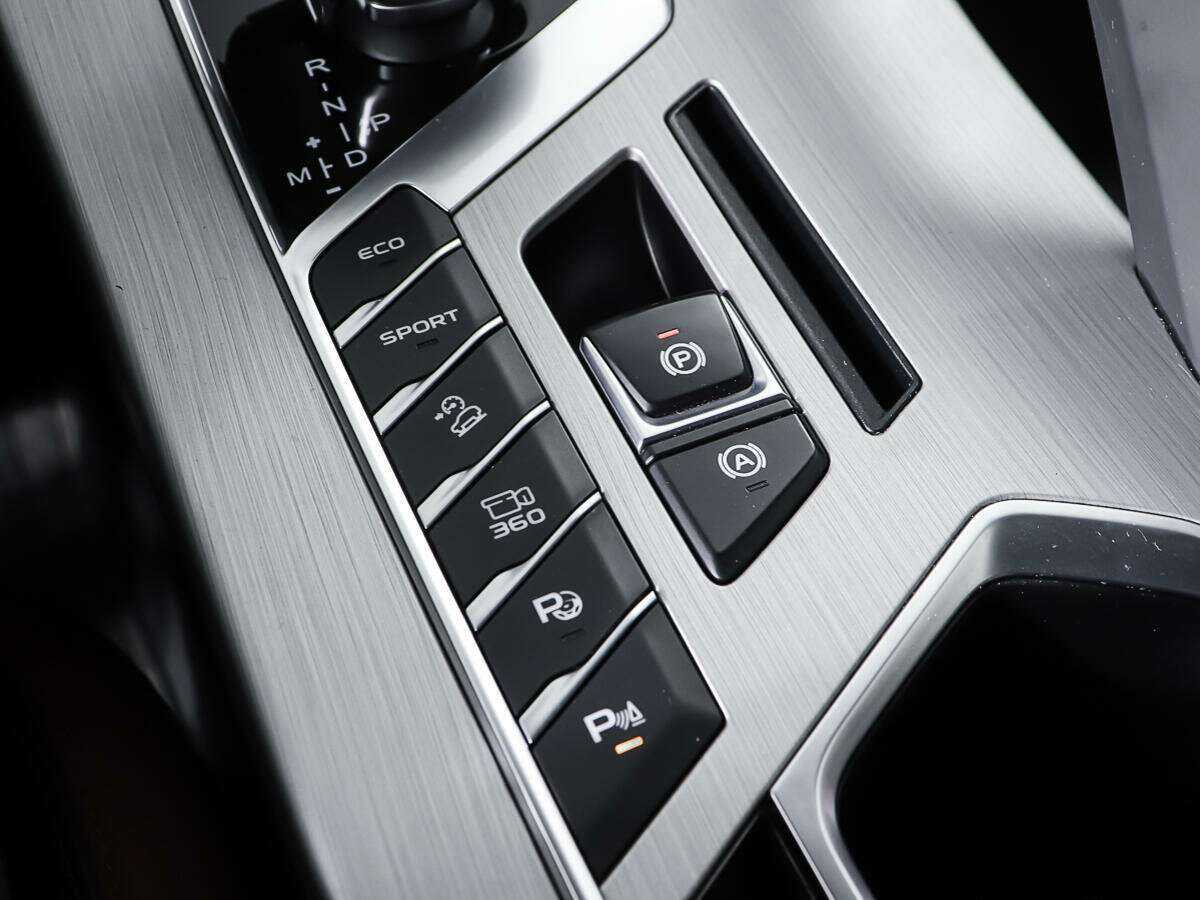 Джили Кулрэй б/у, 2022, Роботизированная. Фото: #17