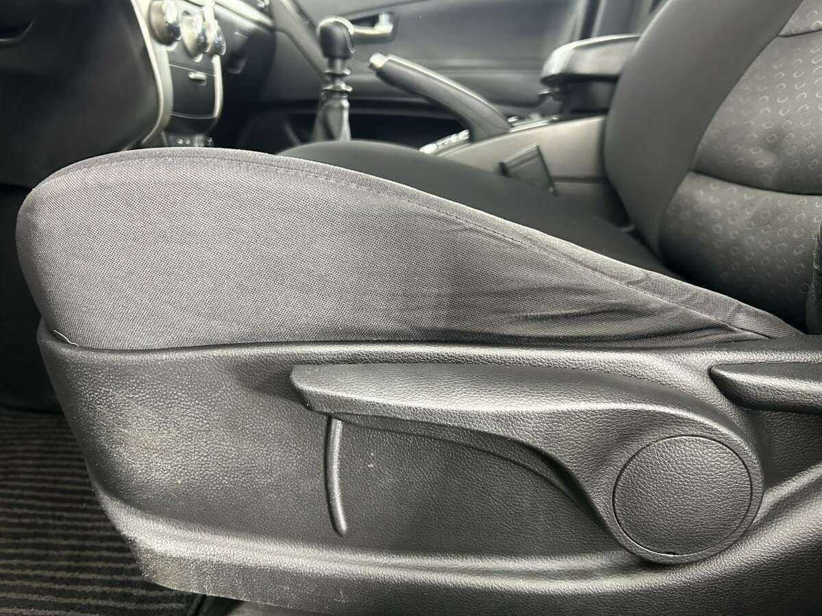 Сан-Ён Актион б/у, 2012, Механическая. Фото: #6