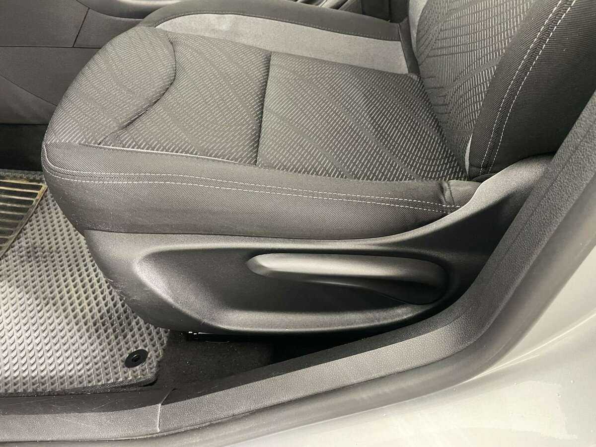 Пежо 408 б/у, 2016, Механическая. Фото: #9