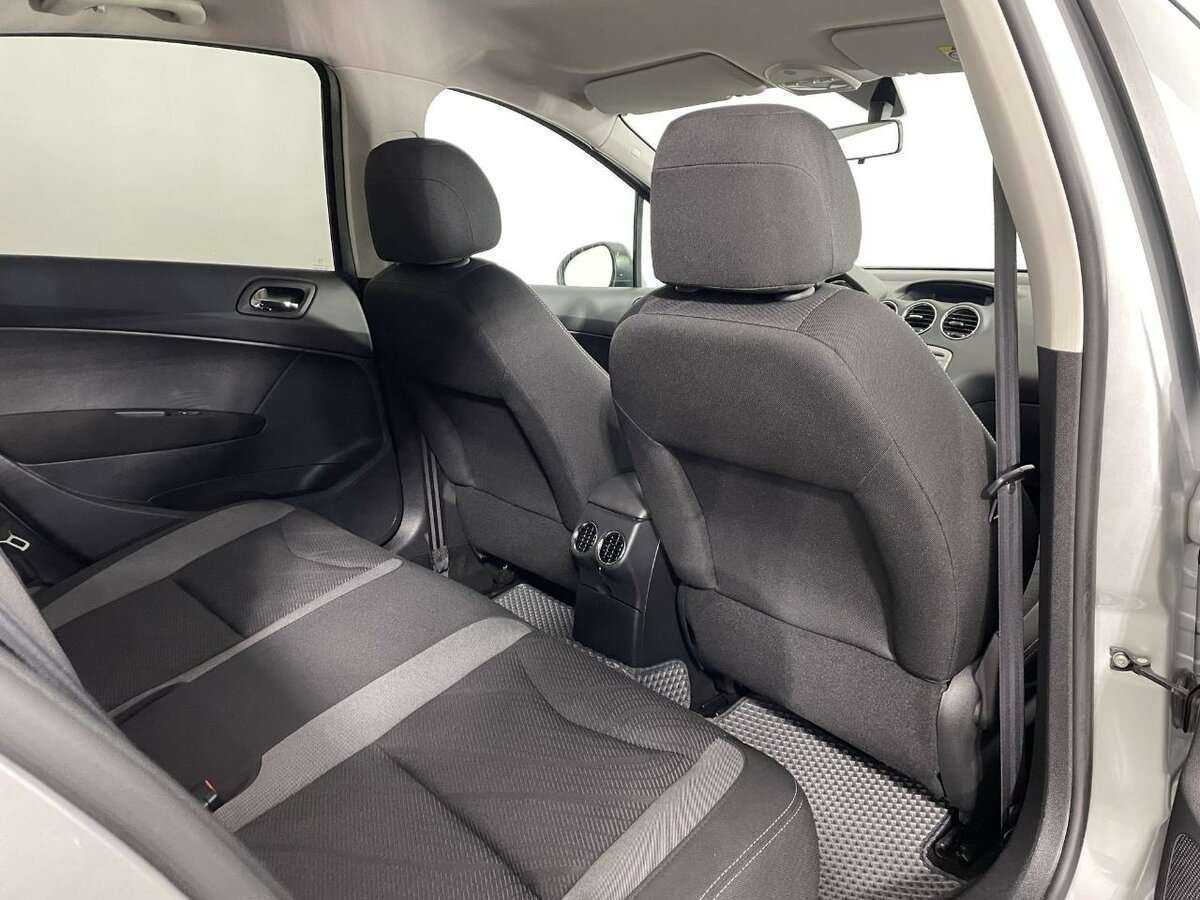 Пежо 408 б/у, 2016, Механическая. Фото: #16