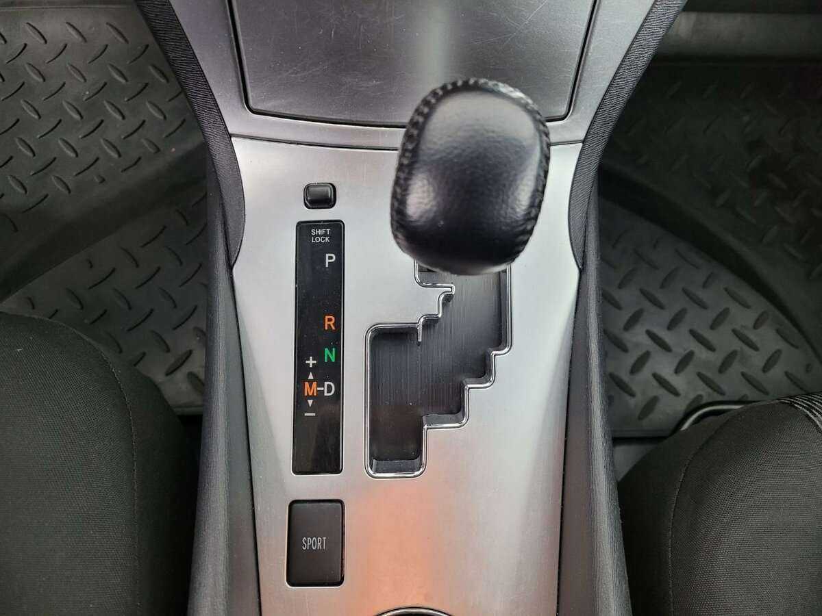 Тойота Авенсис б/у, 2012, Вариатор. Фото: #12