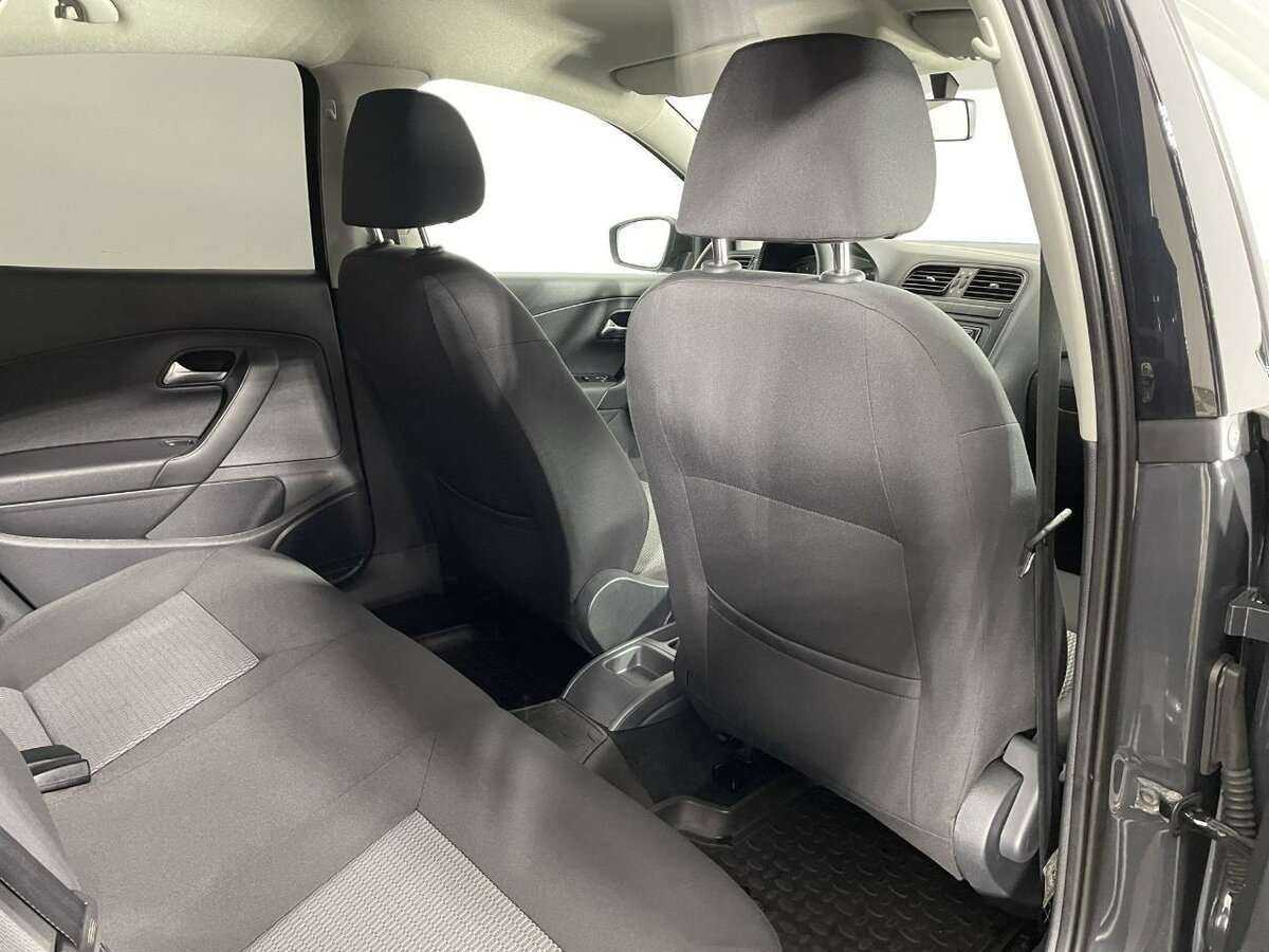 Фольксваген Поло б/у, 2013, Механическая. Фото: #15