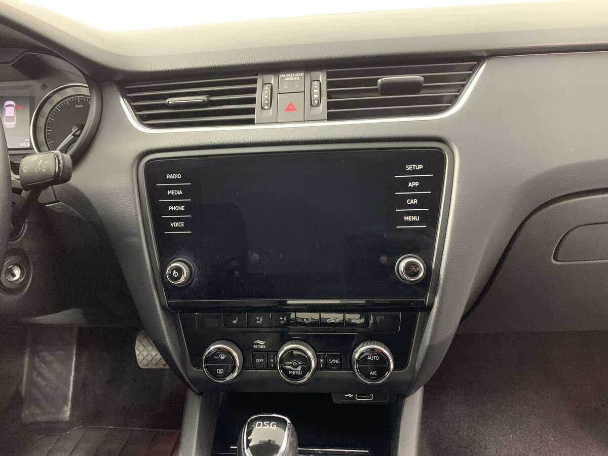 Шкода Октавия б/у, 2018, Роботизированная. Фото: #14