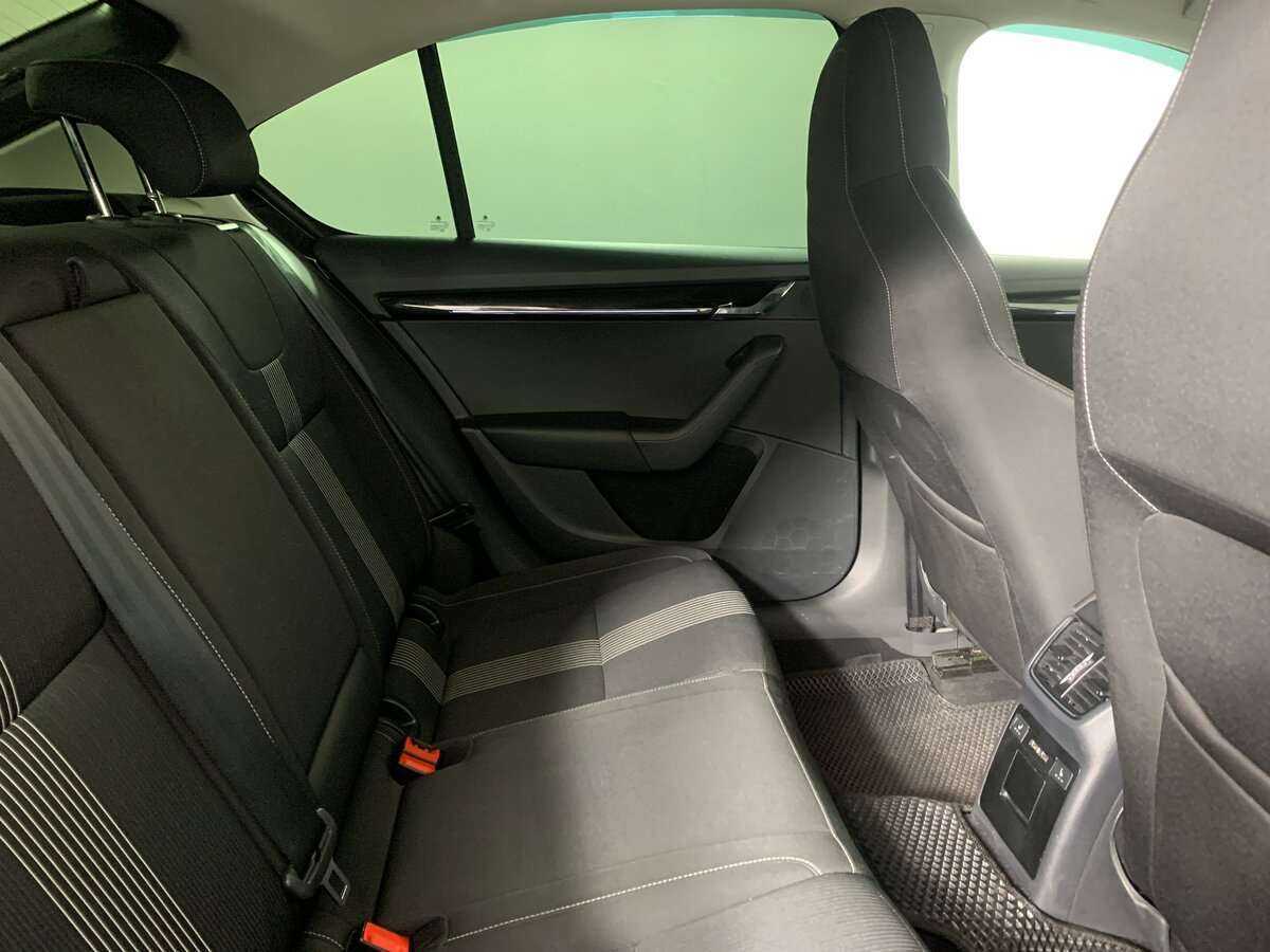 Шкода Октавия б/у, 2018, Роботизированная. Фото: #14