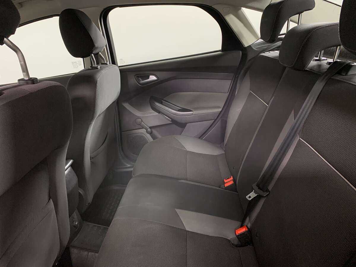 Форд Фокус б/у, 2015, Роботизированная. Фото: #15