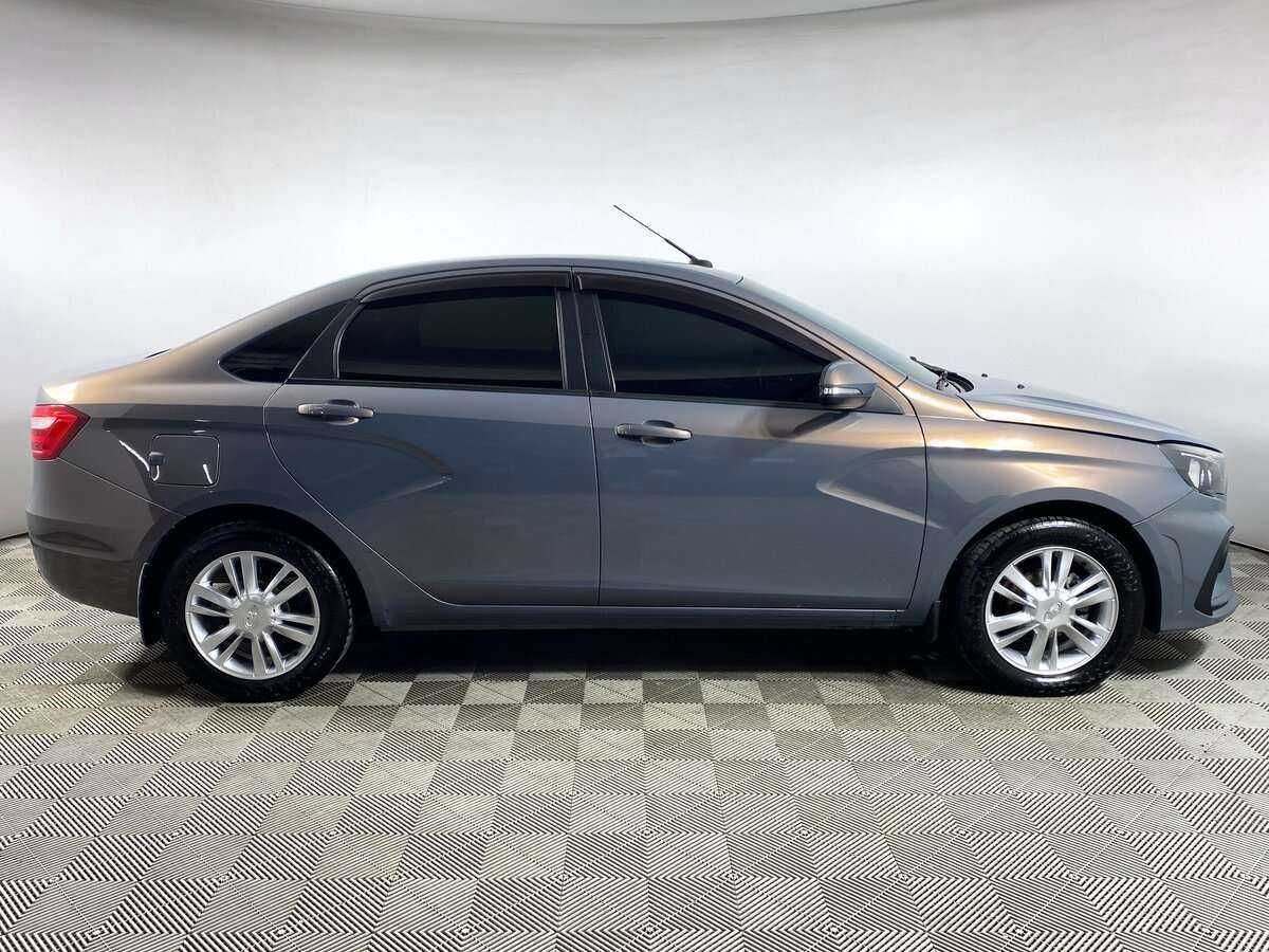 Лада (ВАЗ) Веста б/у, 2017, Механическая. Фото: #3