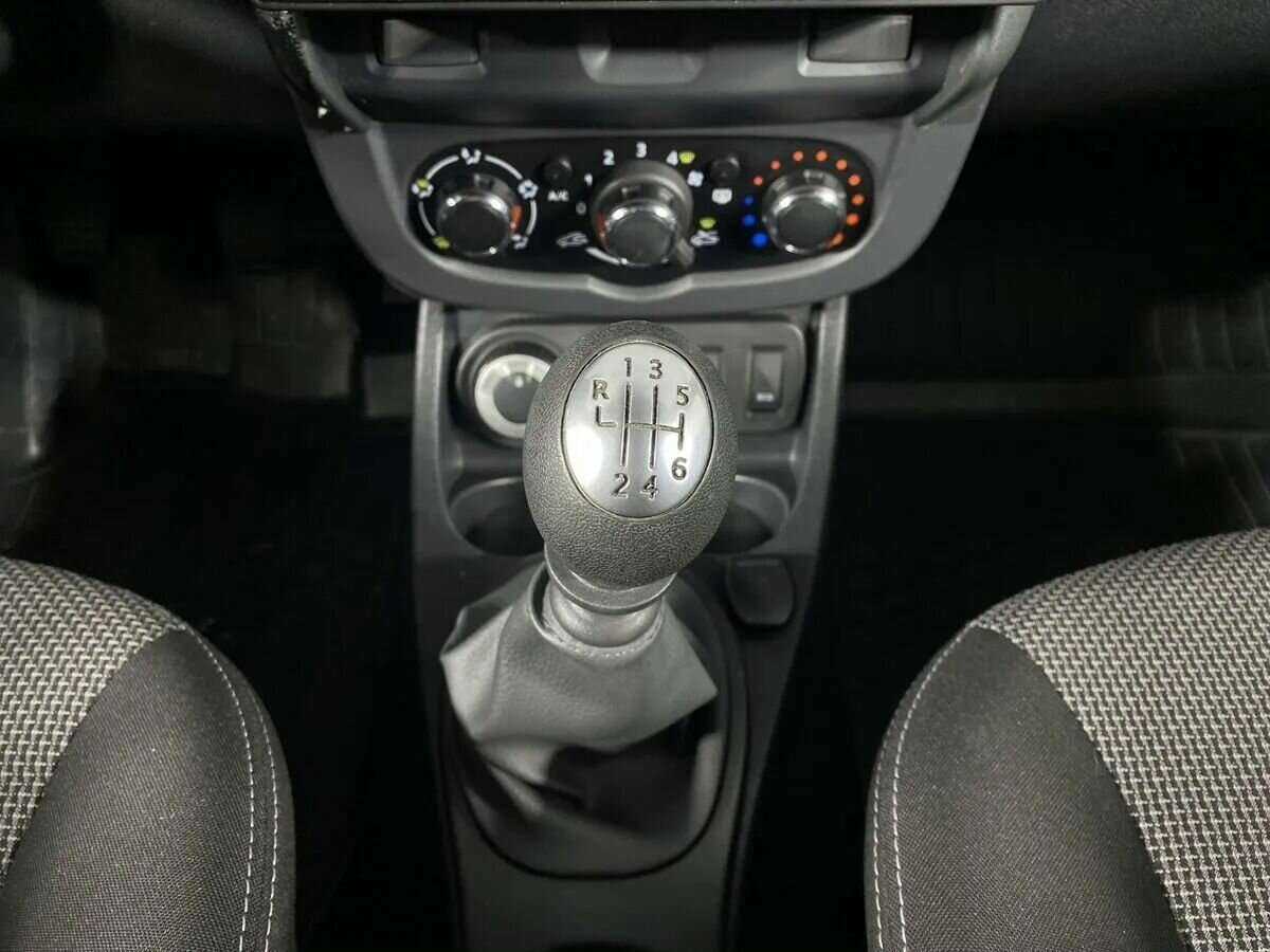 Рено Дастер б/у, 2018, Механическая. Фото: #9