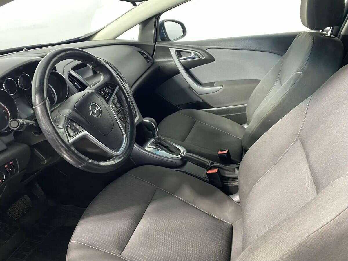 Опель Астра б/у, 2013, Автоматическая. Фото: #8