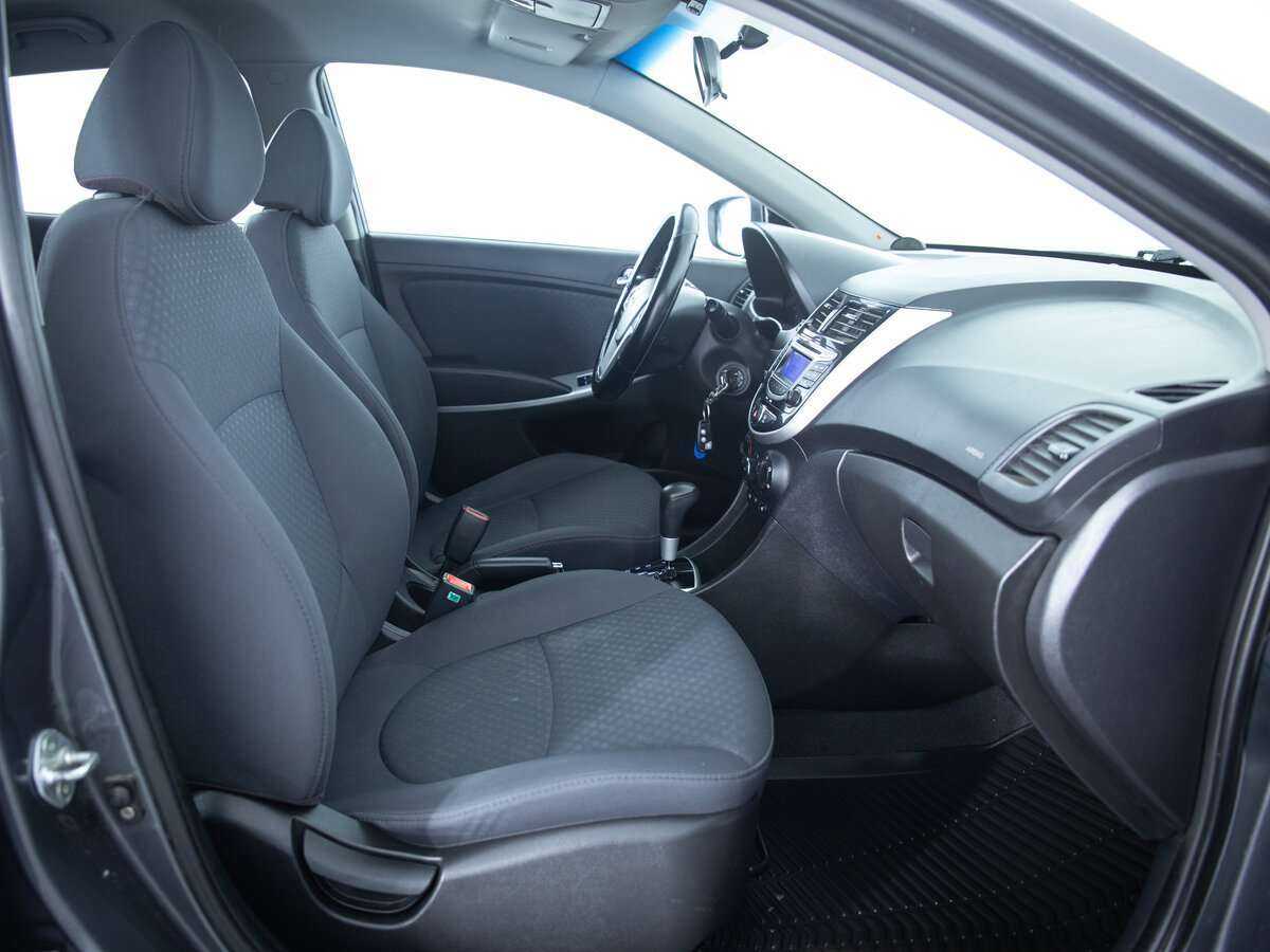 Хендай Солярис б/у, 2013, Автоматическая. Фото: #9