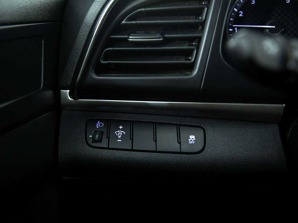 Хендай Елантра б/у, 2020, Механическая. Фото: #16