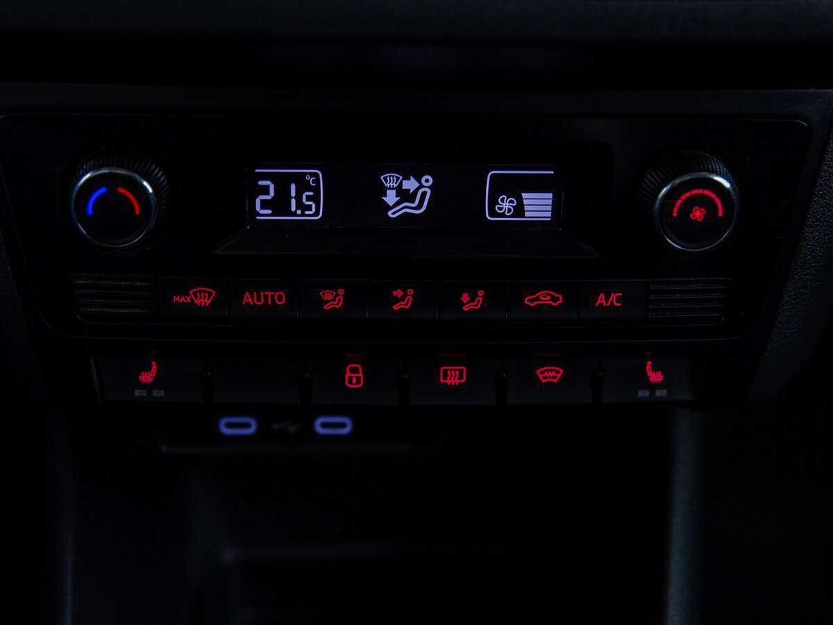 Фольксваген Поло б/у, 2020, Механическая. Фото: #12