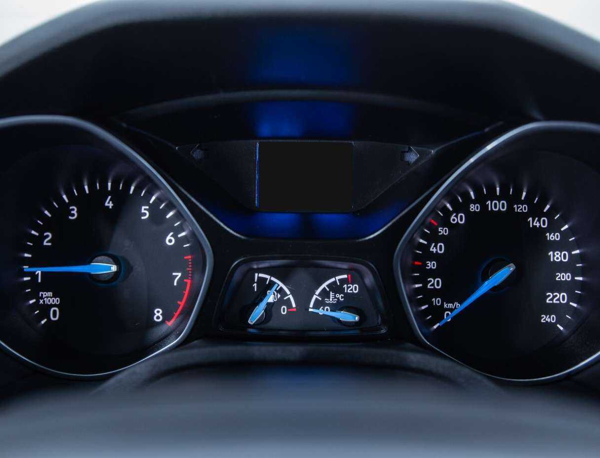 Форд Фокус б/у, 2015, Роботизированная. Фото: #13