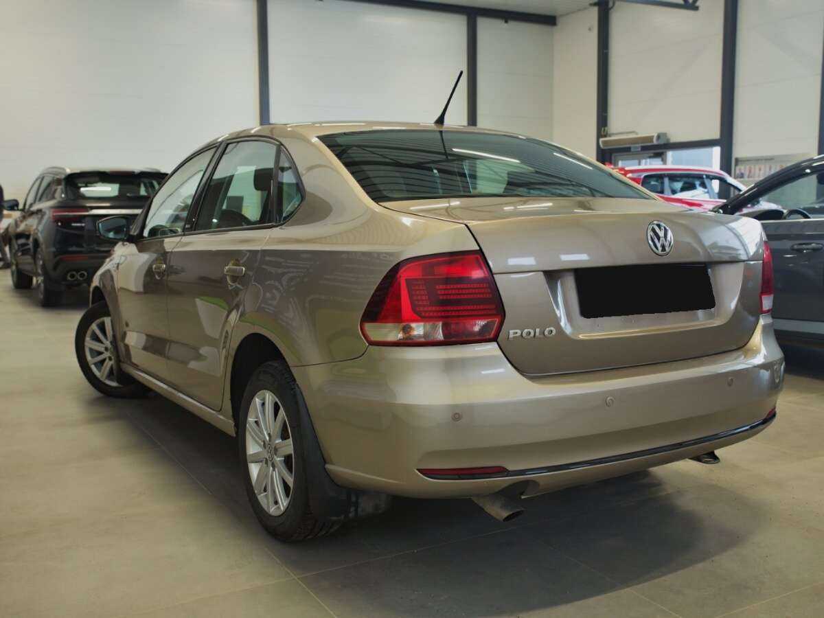 Фольксваген Поло б/у, 2016, Механическая. Фото: #1