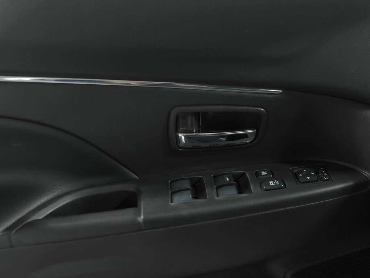 Митсубиши АС-Икс б/у, 2013, Вариатор. Фото: #13