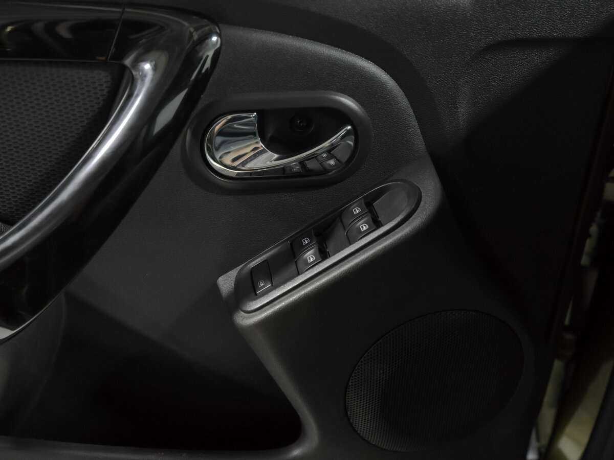 Рено Дастер б/у, 2019, Механическая. Фото: #11