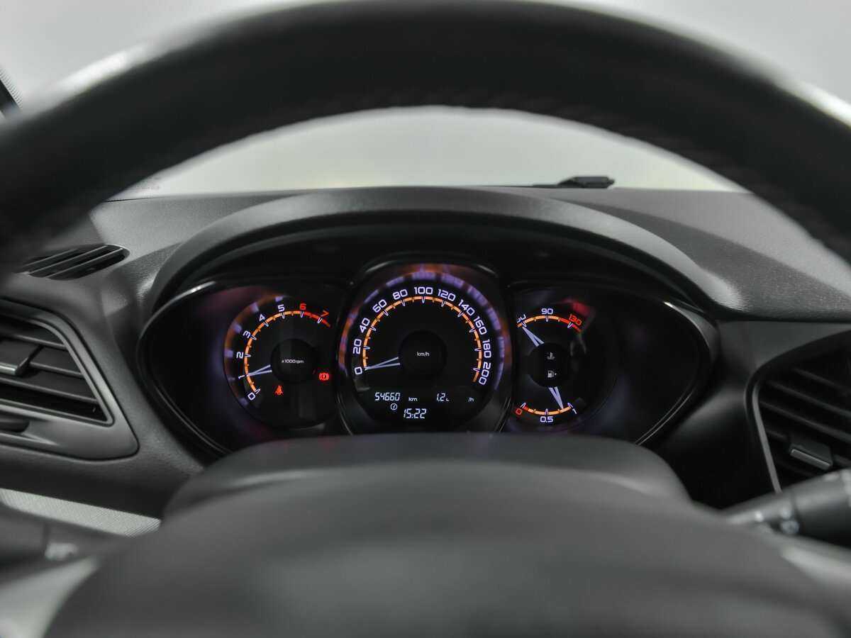 Лада (ВАЗ) Веста б/у, 2020, Механическая. Фото: #6