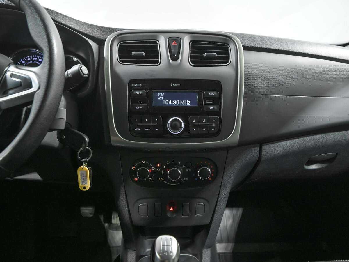 Рено Сандеро б/у, 2020, Механическая. Фото: #8