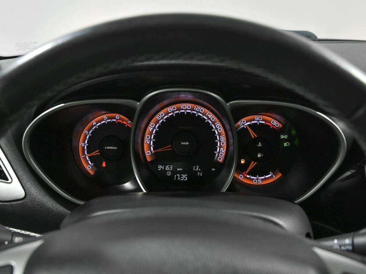 Лада (ВАЗ) Веста б/у, 2019, Роботизированная. Фото: #1