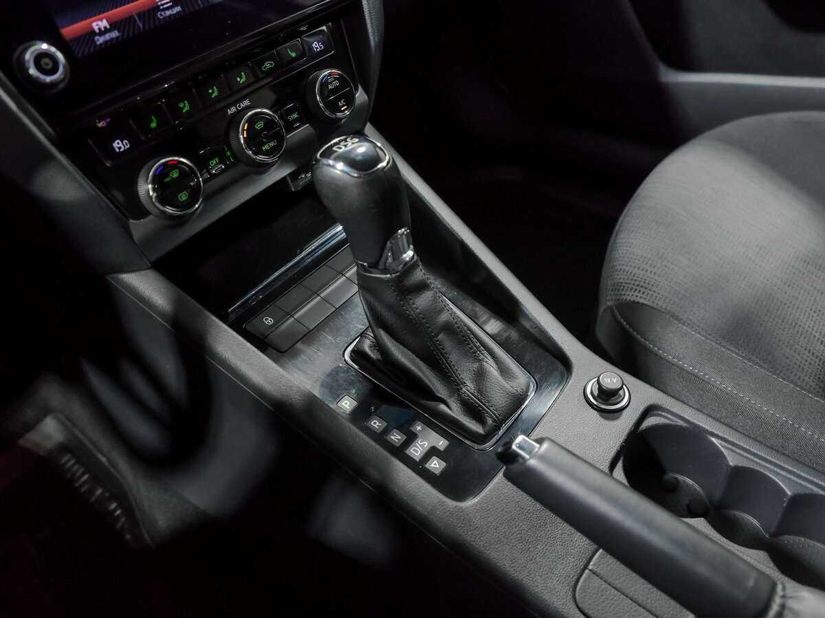 Шкода Октавия б/у, 2017, Роботизированная. Фото: #11