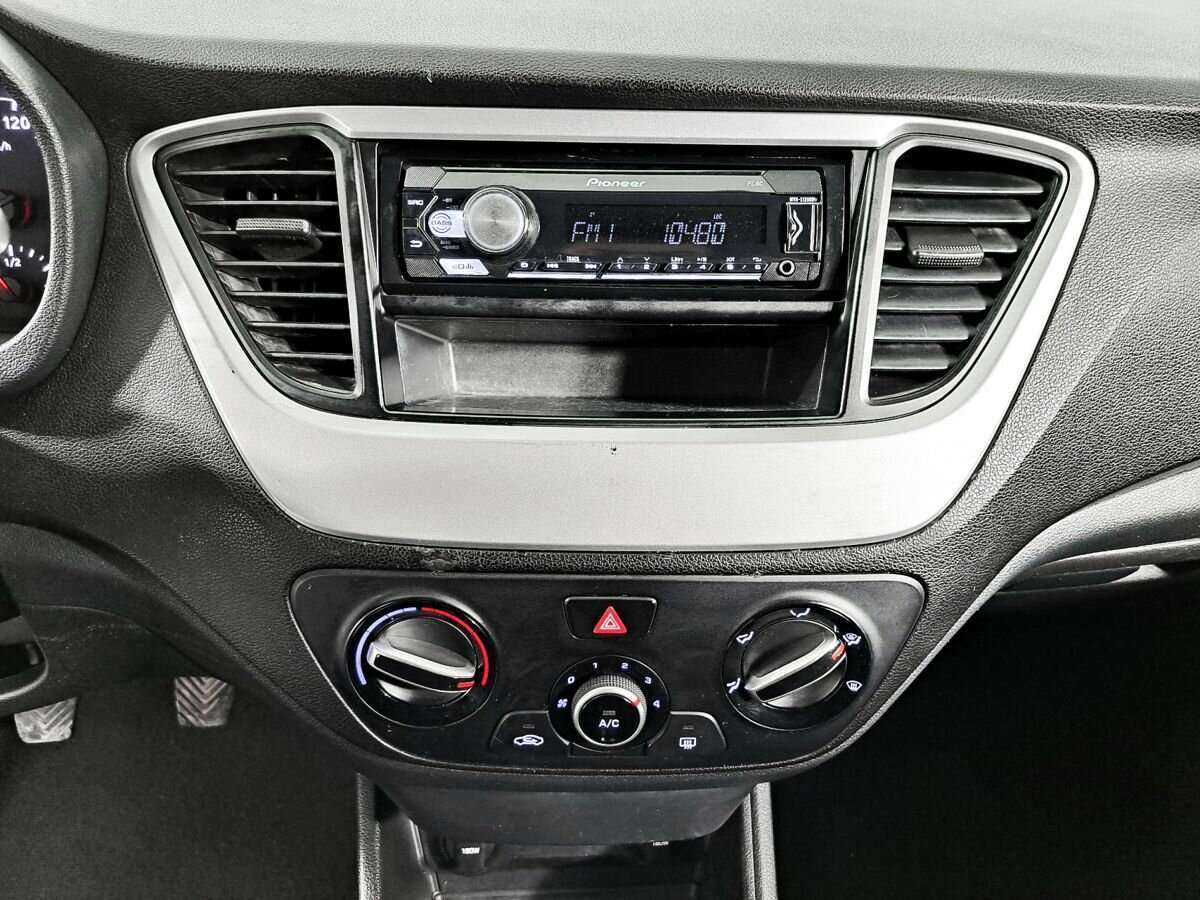 Хендай Солярис б/у, 2017, Механическая. Фото: #12