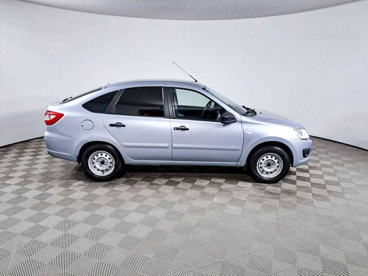 Лада (ВАЗ) Гранта б/у, 2017, Роботизированная. Фото: #3