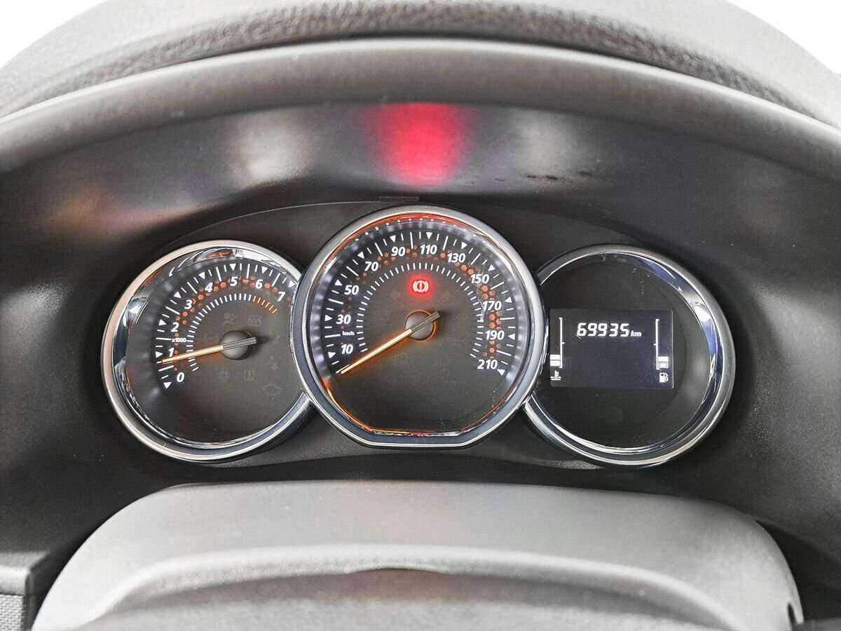 Рено Сандеро б/у, 2019, Механическая. Фото: #10