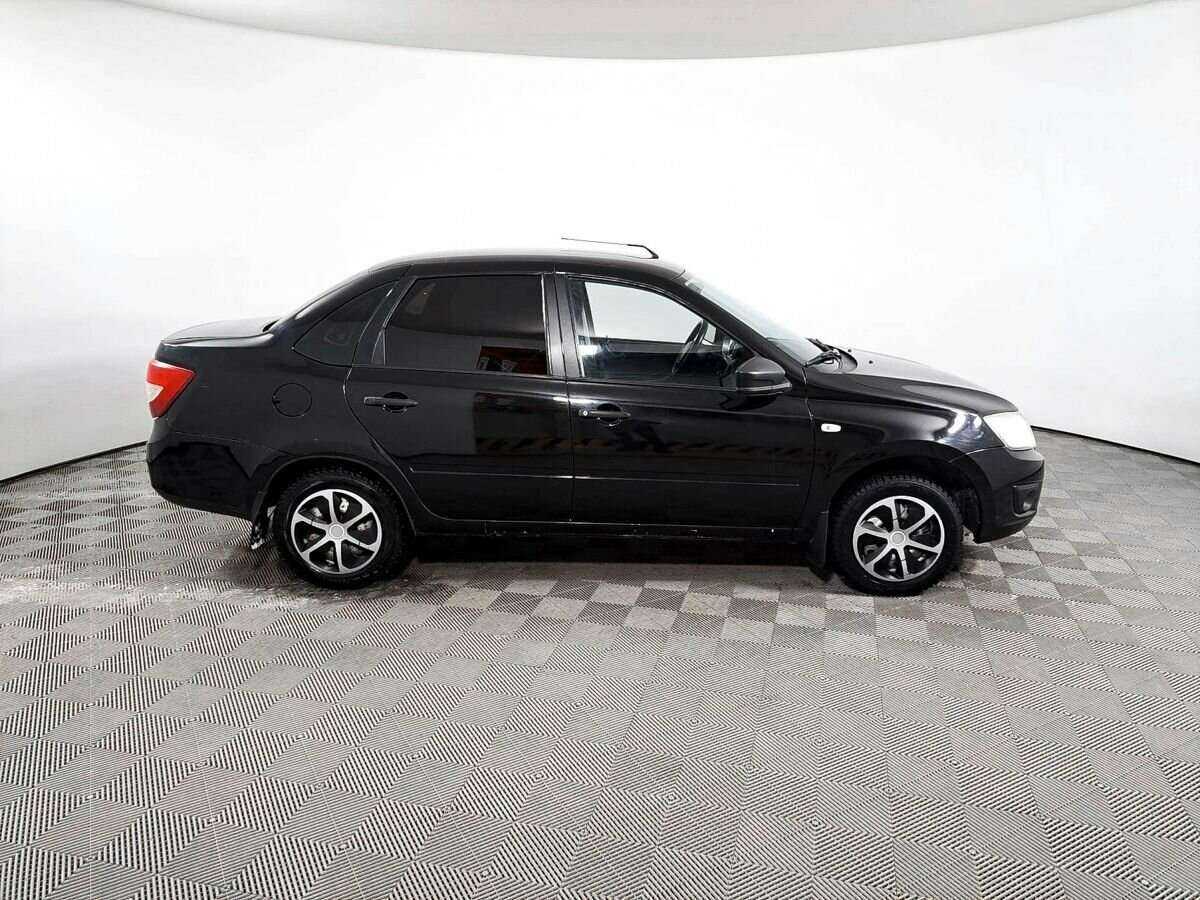 Лада (ВАЗ) Гранта б/у, 2017, Механическая. Фото: #3