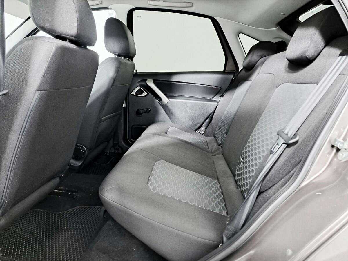 Лада (ВАЗ) Гранта б/у, 2019, Механическая. Фото: #11