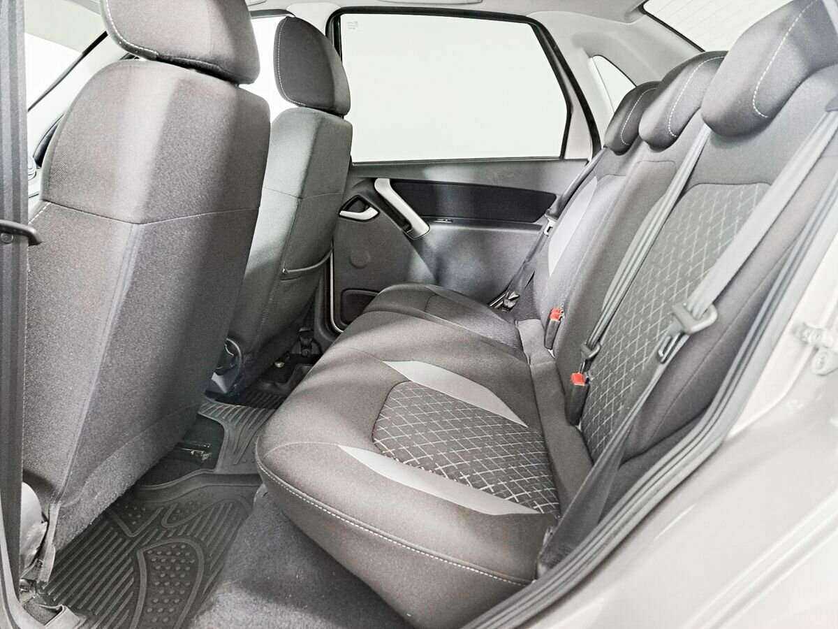 Лада (ВАЗ) Гранта б/у, 2019, Механическая. Фото: #9